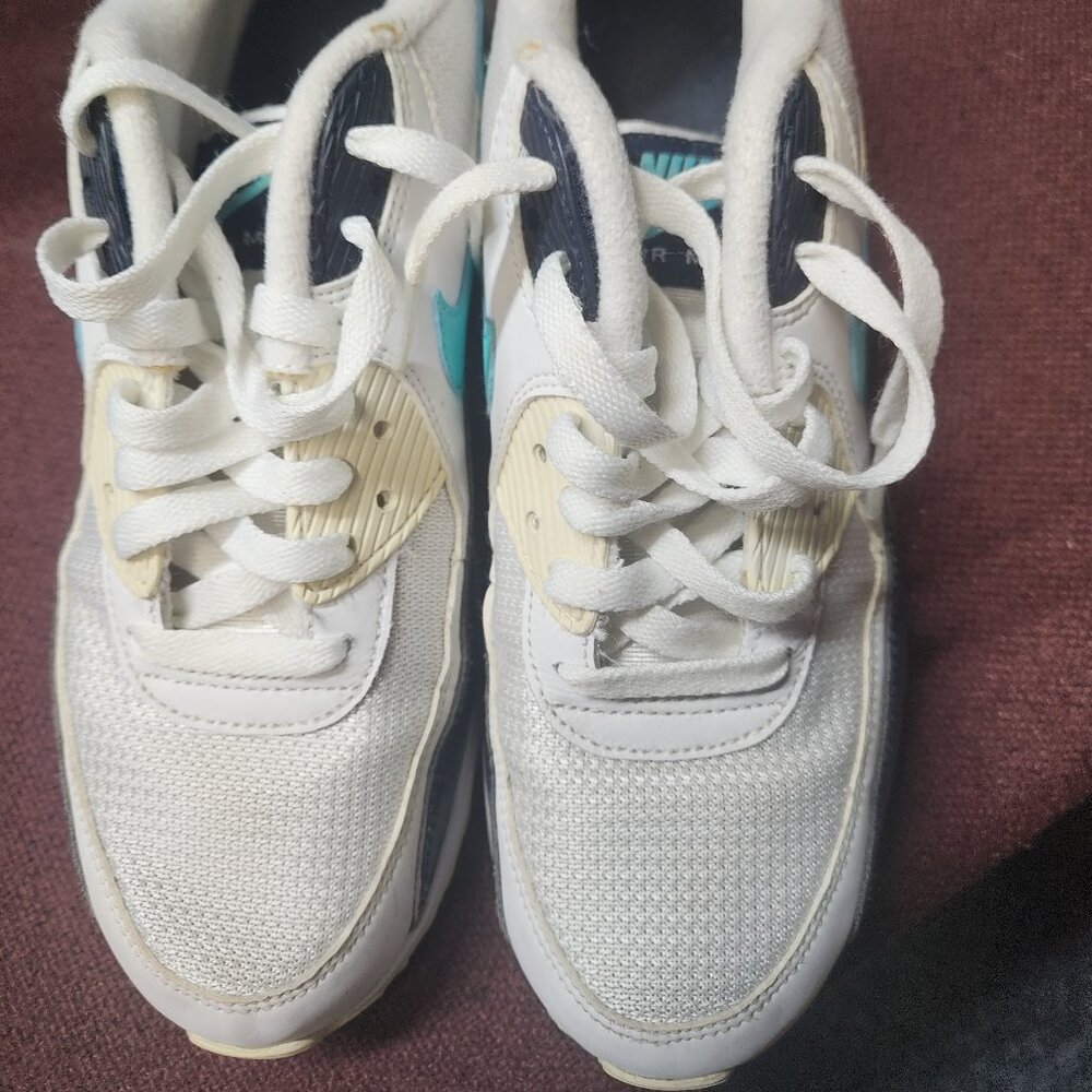 NIKE Air Max 90 Aurora - Picture 2 of 15